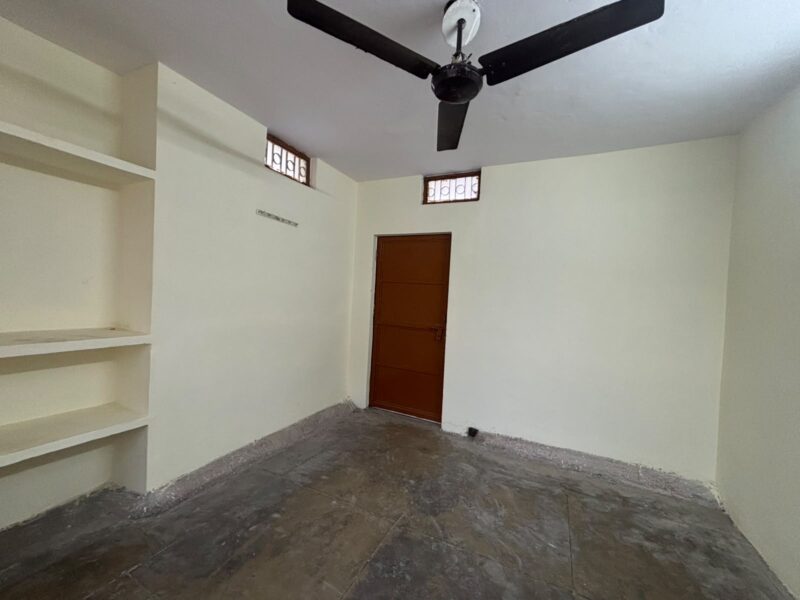 Neat 3 Rooms set with Kitchen & Terrace
