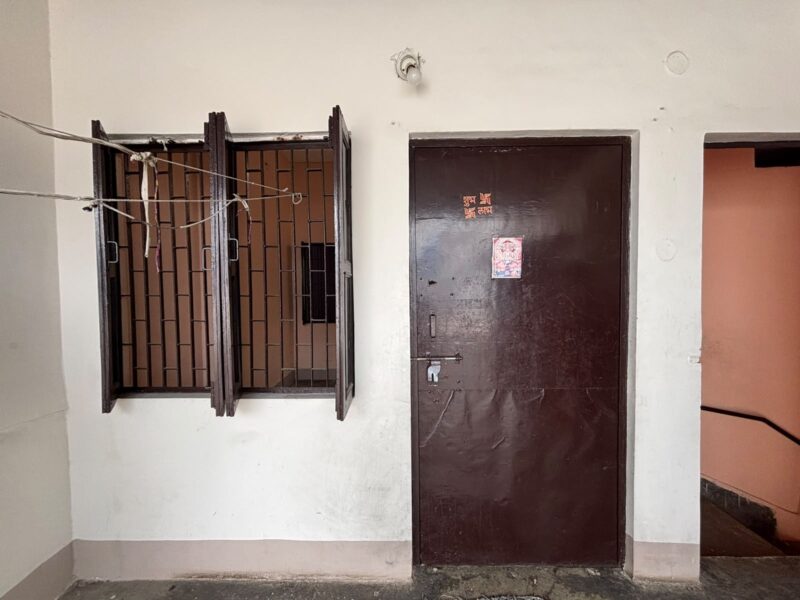 2 rooms set– Book a Visit Today