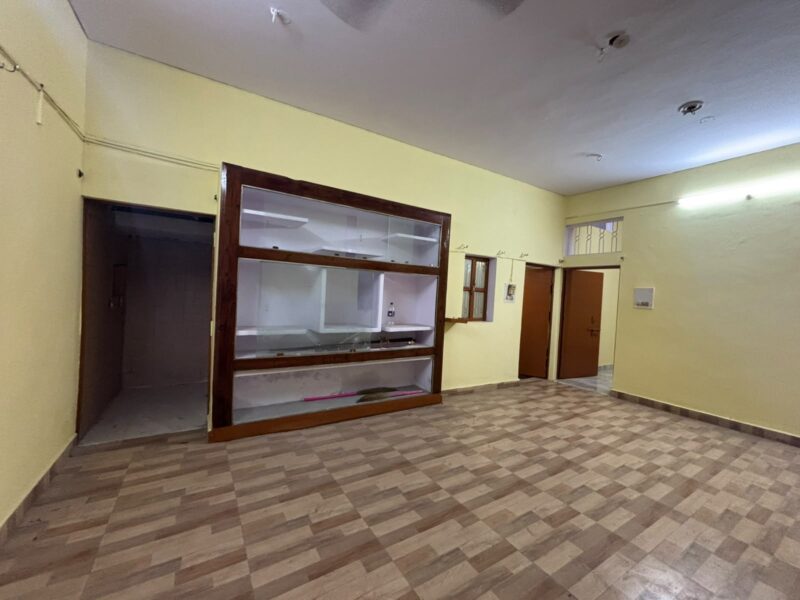 2BHK House Available – Ready to Move In!