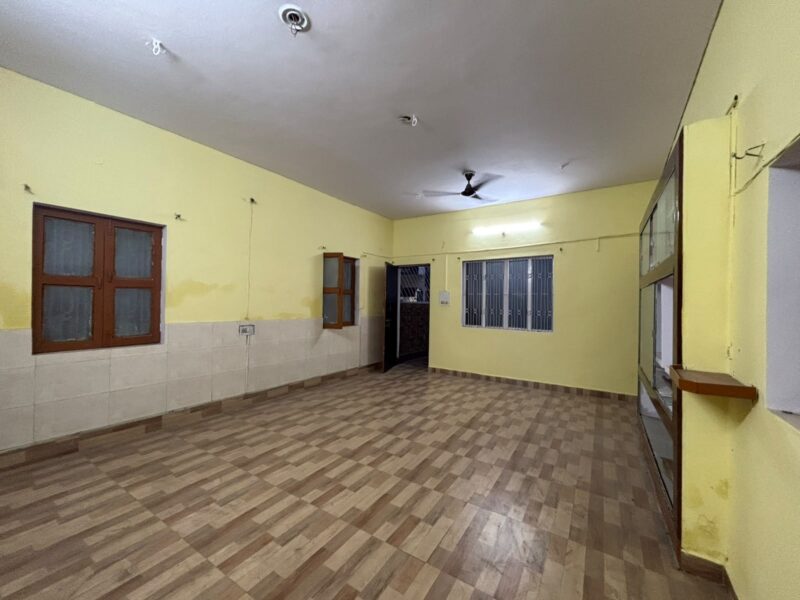 2BHK House Available – Ready to Move In!