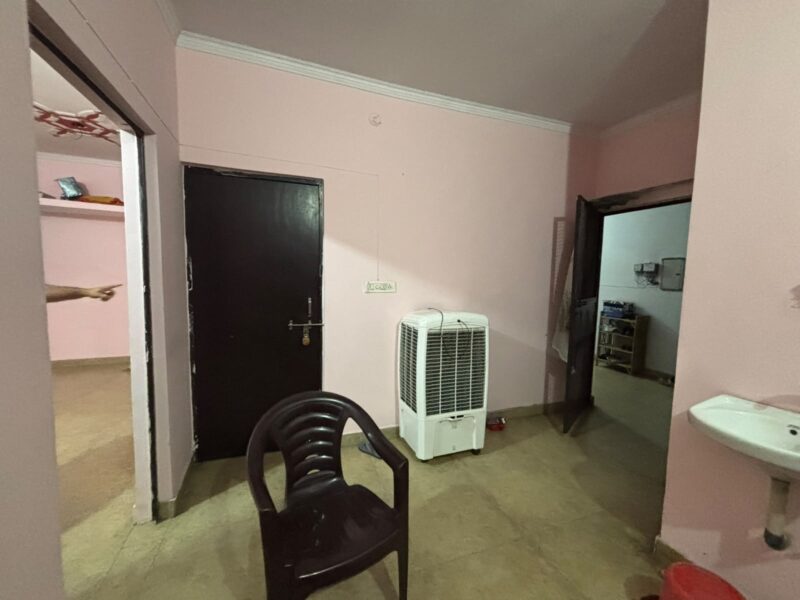 Independent 2 room set near by Munshi puliya Indra Nagar