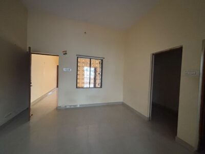 Well-Maintained 2-Room Set – Book Now
