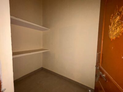 Well-Maintained 2-Room Set – Book Now