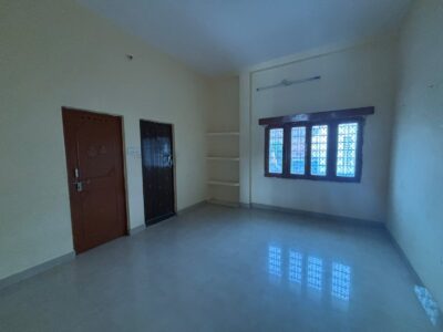 Well-Maintained 2-Room Set – Book Now