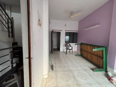 Comfortable 2 Room Set Available