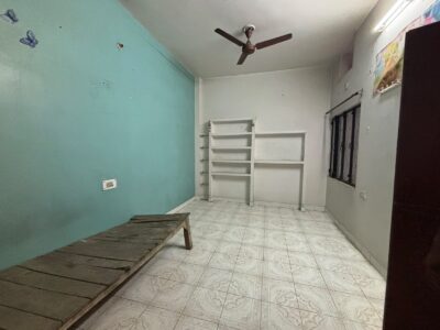 Comfortable 2 Room Set Available