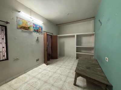 Comfortable 2 Room Set Available