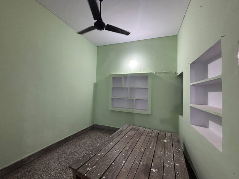 1bhk proper portion available