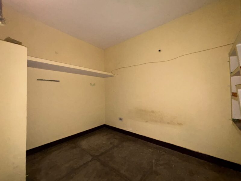 Well-Maintained Two Room Set