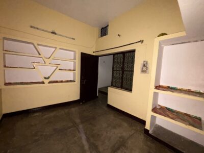 Well-Maintained Two Room Set