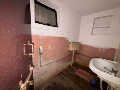 Well-Maintained Two Room Set