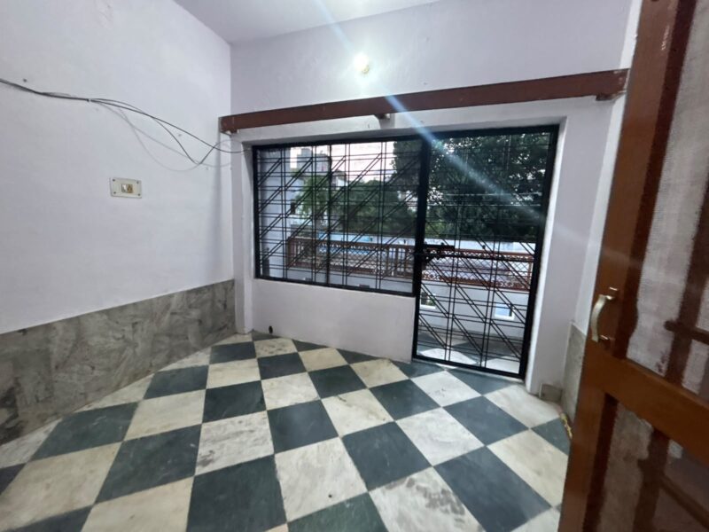 Ideal Family 3 Room Set available for rent