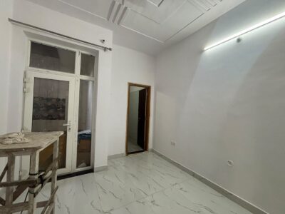 2BHK Floor – for rent