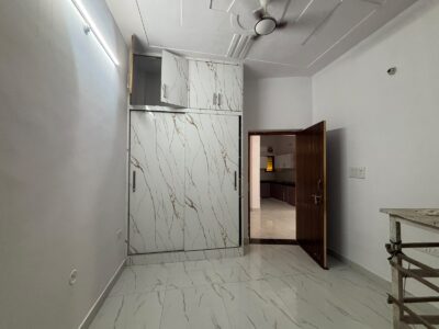 2BHK Floor – for rent