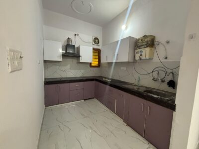 2BHK Floor – for rent
