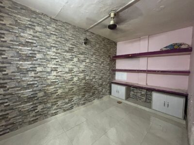 Well-Maintained 2 Room Set for Rent