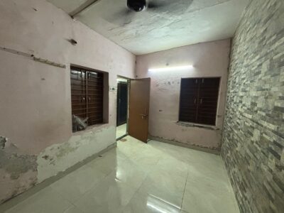 Well-Maintained 2 Room Set for Rent