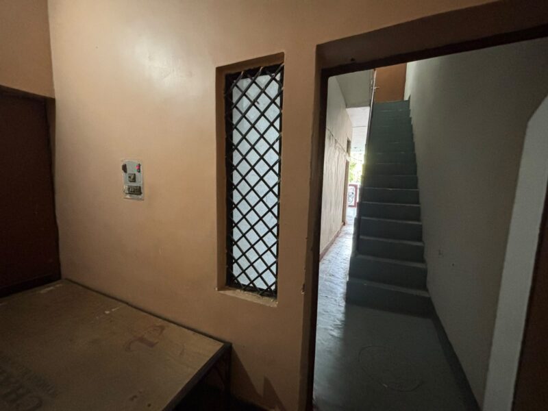 1 Room with washroom available for rent