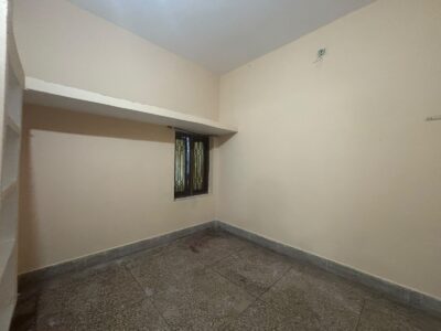 2 Room Set available – Ready to Move In