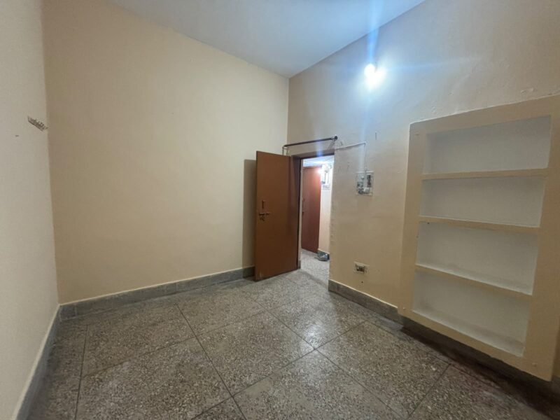 2 Room Set available – Ready to Move In