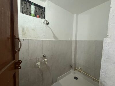2 Room Set available – Ready to Move In