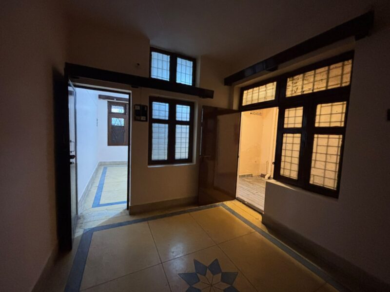 Spacious 2 Room Set for Rent