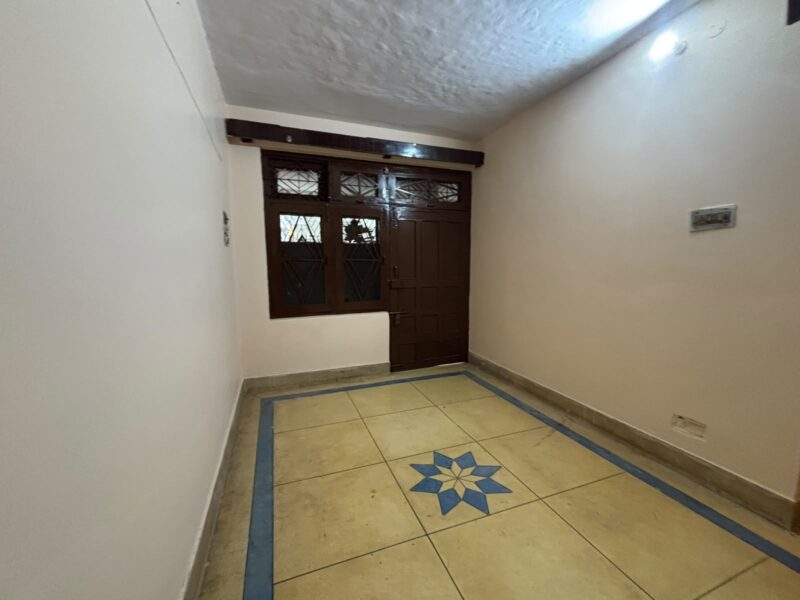 Spacious 2 Room Set for Rent