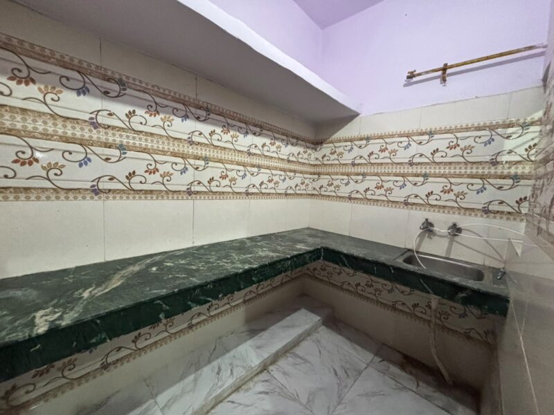 Spacious 2BHK House for Rent | Family-Friendly Home