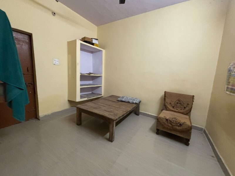 Spacious 2BHK House for Rent | Family-Friendly Home