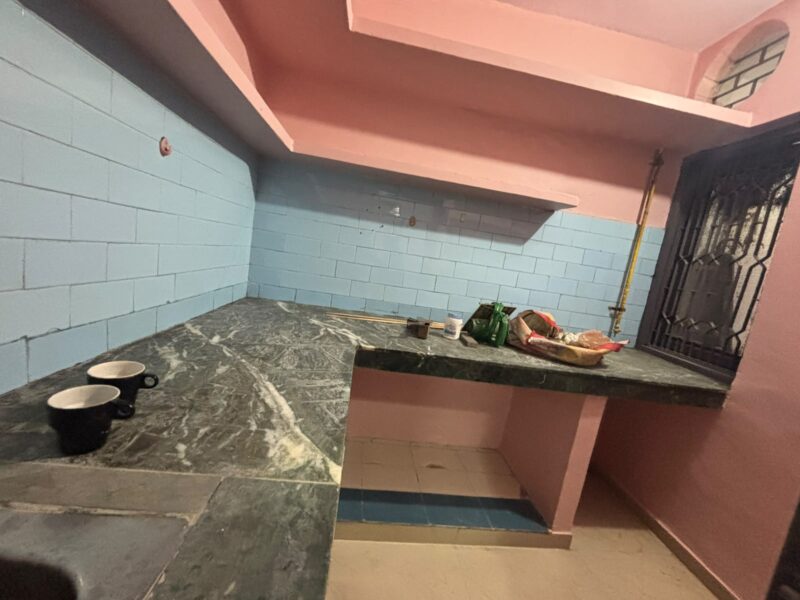 1BHK Flat for Rent | Spacious and Well-Maintained Home