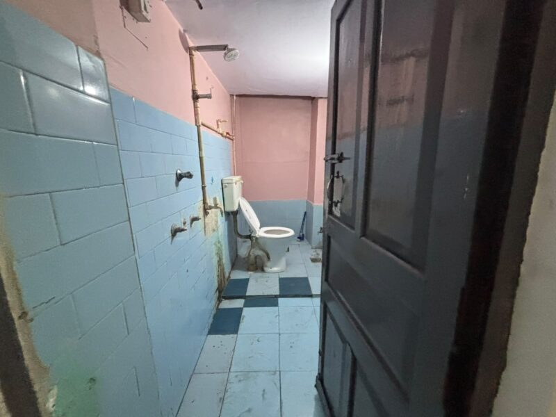 1BHK Flat for Rent | Spacious and Well-Maintained Home