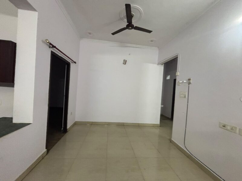 Spacious 2 BHK Flat Available for Rent