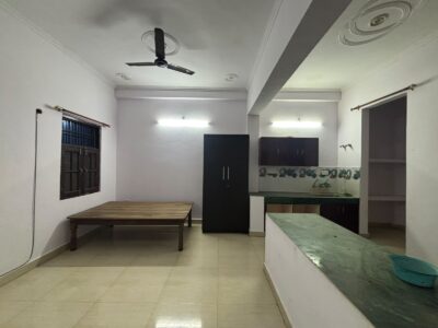 Spacious 2 BHK Flat Available for Rent