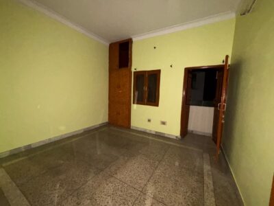 Well Maintained 2 BHK Flat for Rent