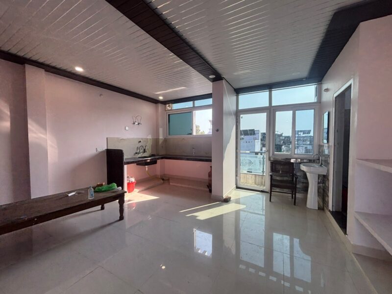 Affordable & Spacious 1 RK Room for Rent | Prime Location