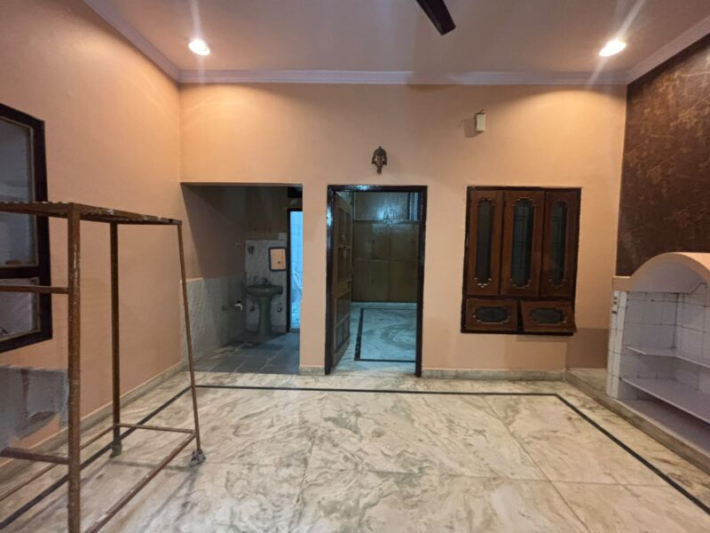 Good 1 BHK at a Reasonable Price