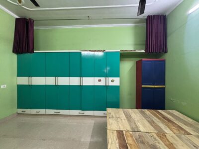 Well-Ventilated 2 BHK Flat